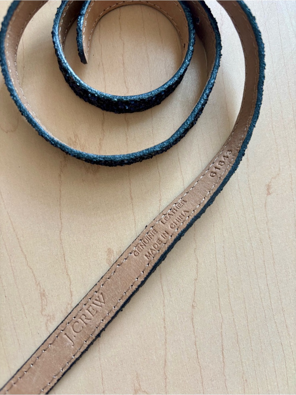 J. Crew | Navy Blue Glitter Genuine Leather Belt, full length 38in w 1/2in, sz M - Picture 4 of 6